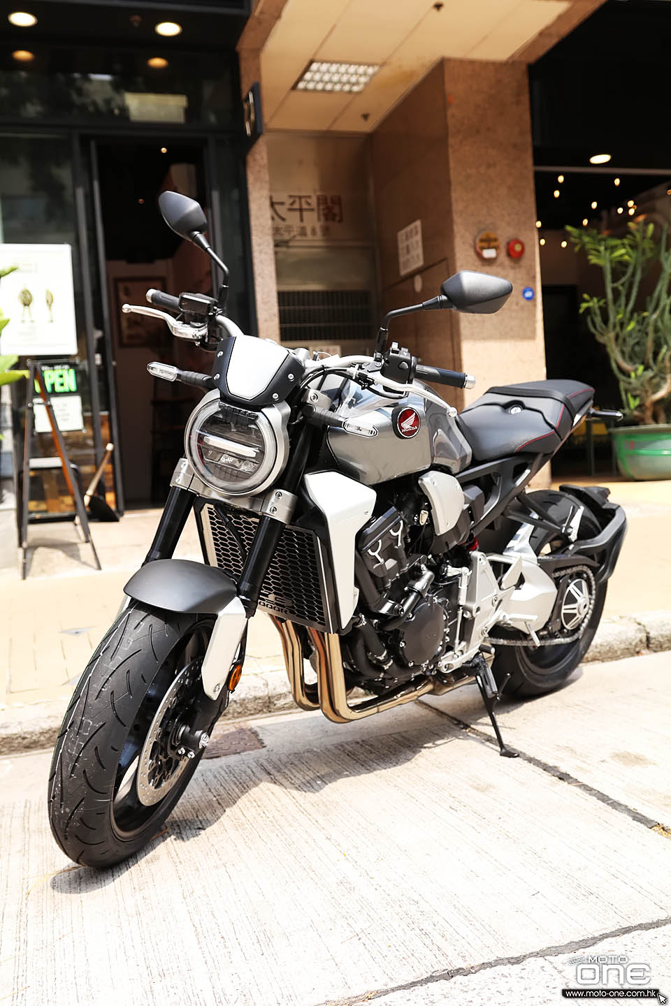 2019 HONDA CB1000R PLUS