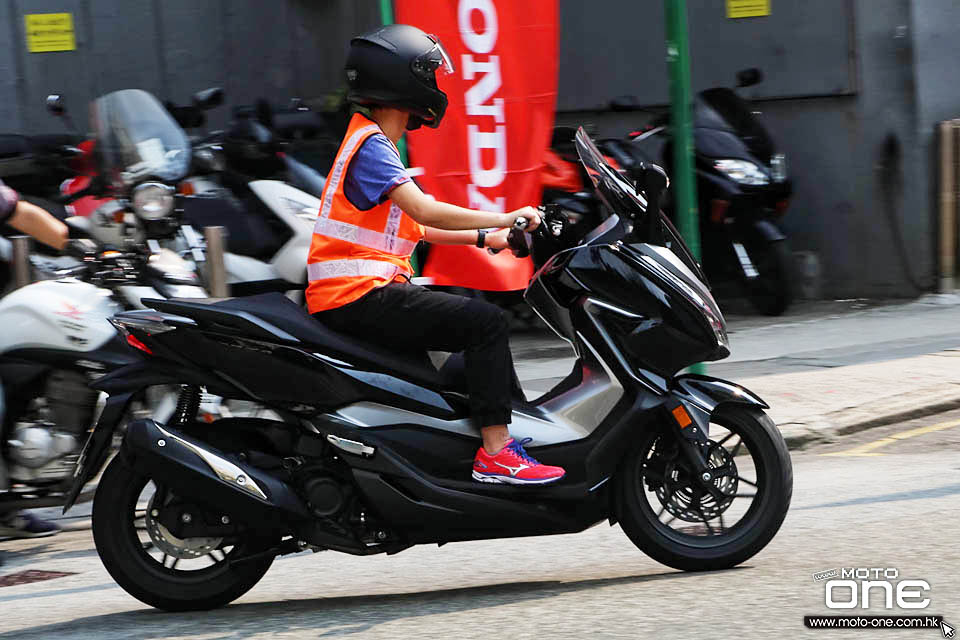 2019 HONDA FORZA 300 CB300R