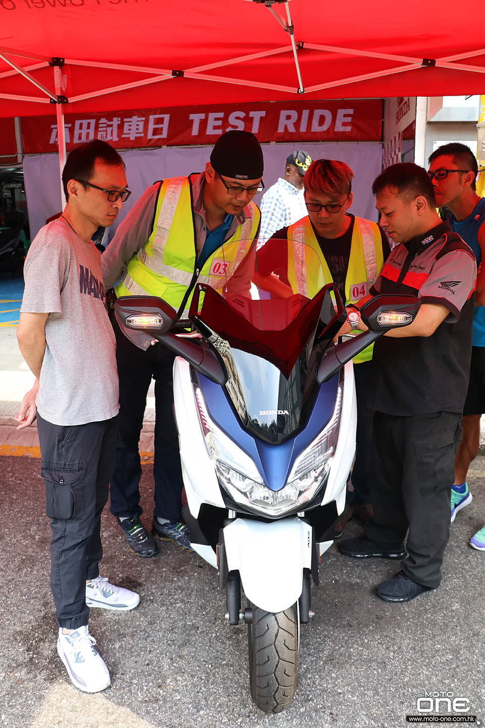 2019 HONDA FORZA 300 CB300R