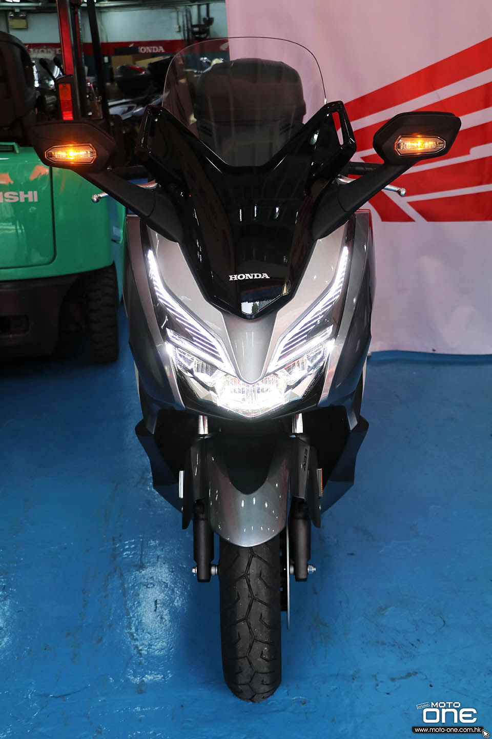 2019 HONDA FORZA 300 CB300R