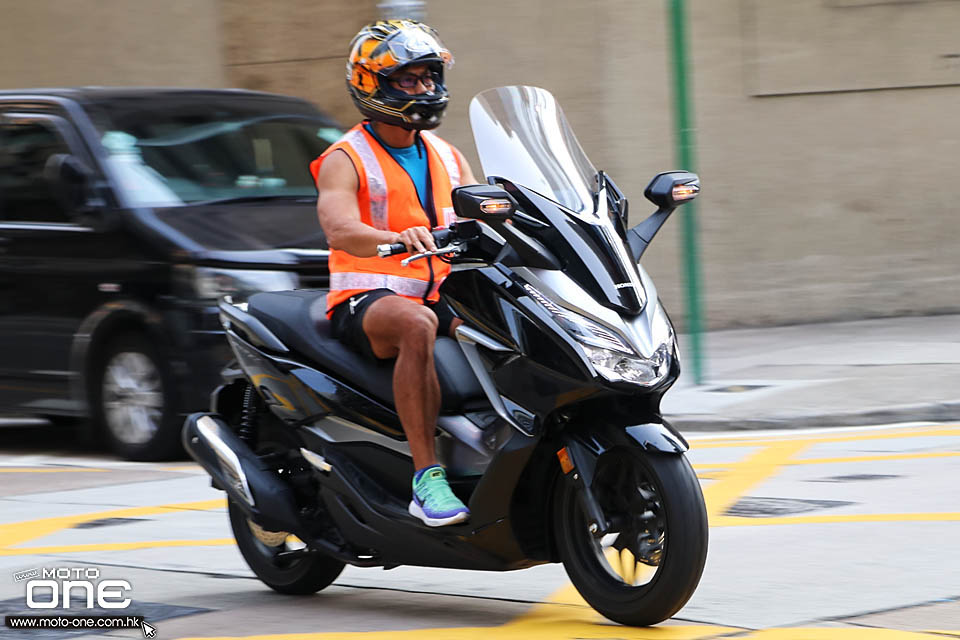 2019 HONDA FORZA 300 CB300R