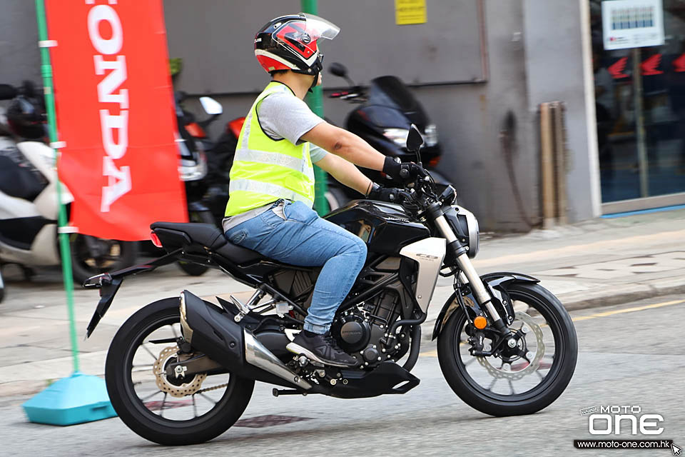 2019 HONDA FORZA 300 CB300R