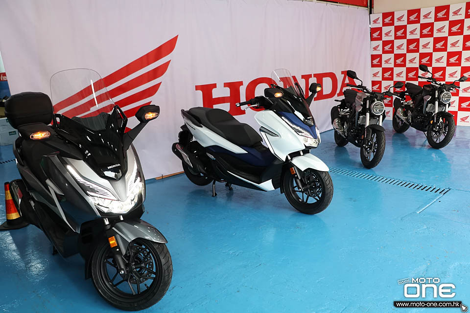 2019 HONDA FORZA 300 CB300R