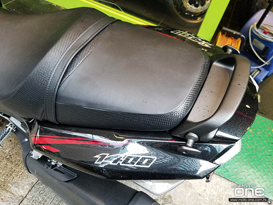 2019 KAWASAKI ZZR1400