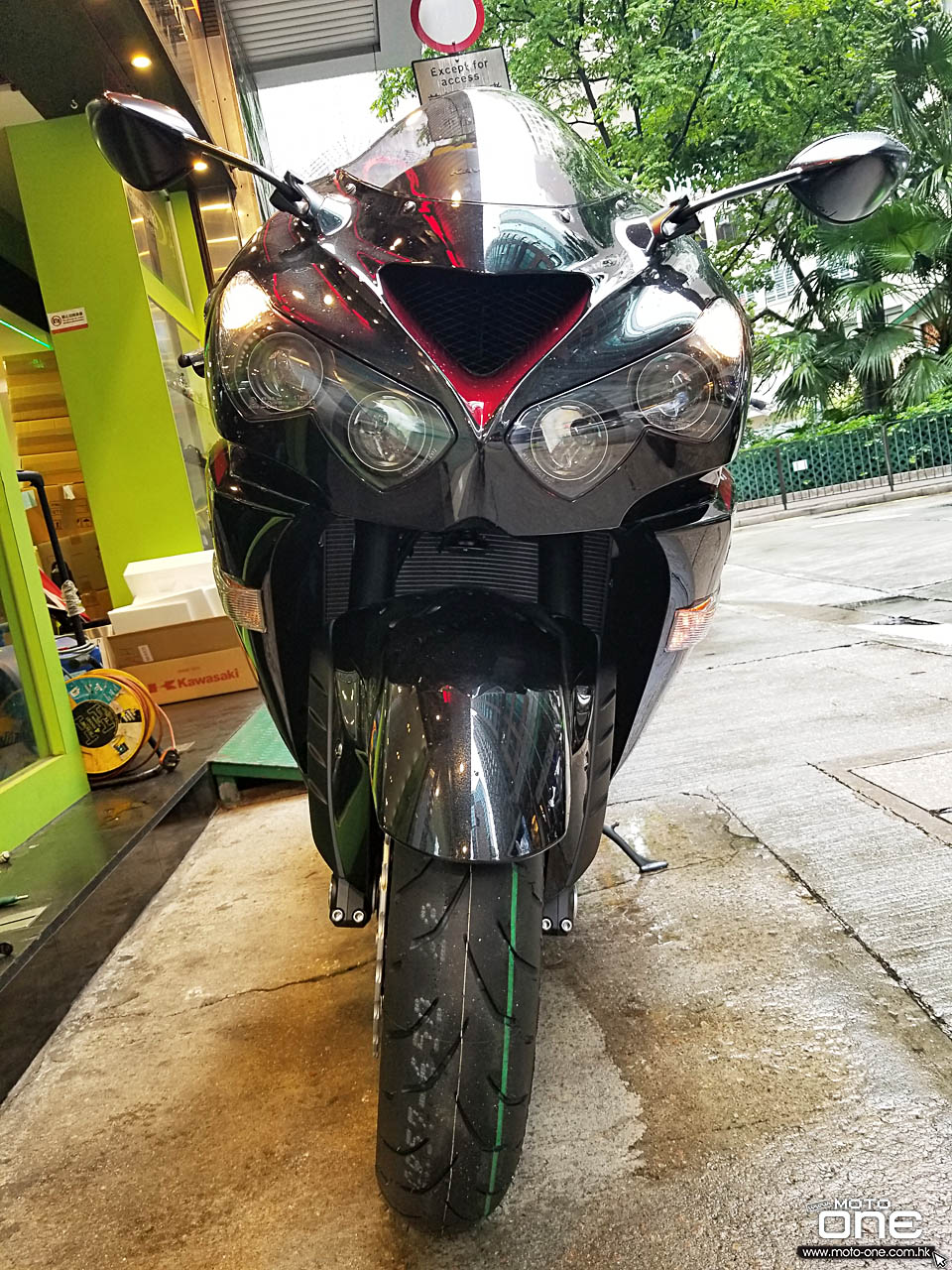 2019 KAWASAKI ZZR1400