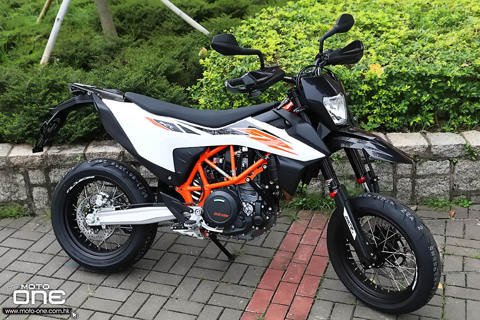 2019 KTM 690 SMC-R