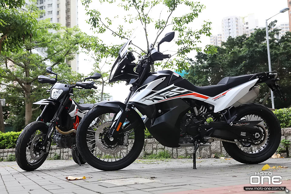 2019 KTM 690 SMC-R