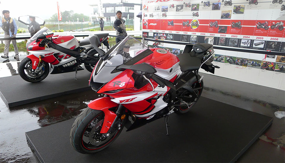 2019_yamaha yzf-r6 20th