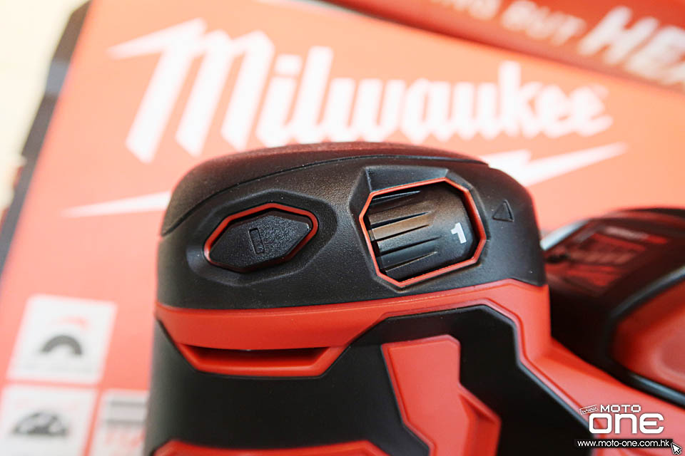 2019 MILWAUKEE M18 RANDOM ORBITAL SANDER