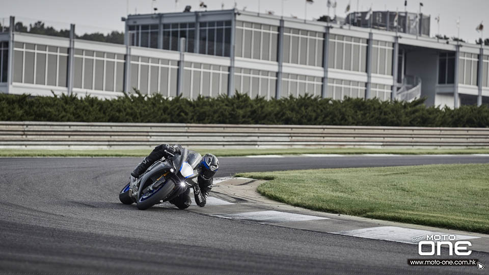 2020 YAMAHA YZF-R1 YZF-R1M