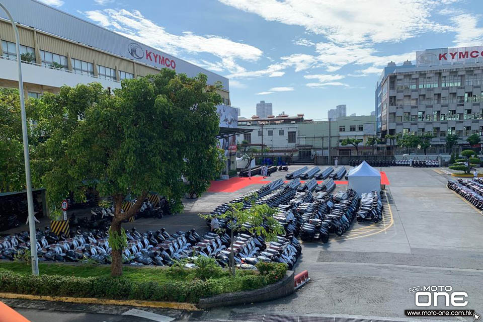 2019 KYMCO Xciting S400 G-Dink COURSE