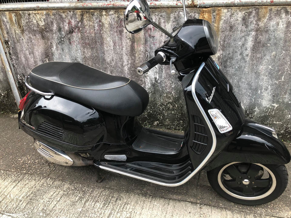 Vespa GTS 300 Corsa Motors