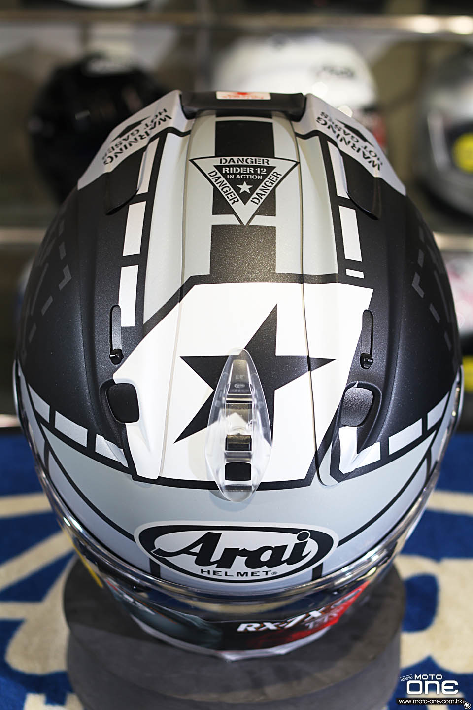 2019 ARAI RX-7X KIYONARI & MAVERICK GP3