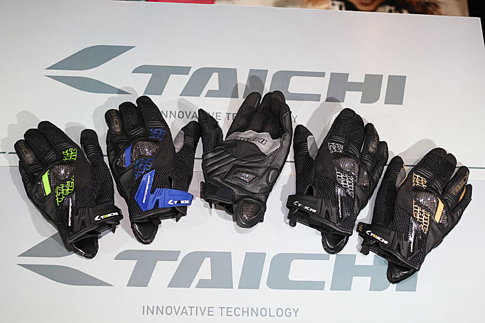 2019 RS-TAICHI GLOVE