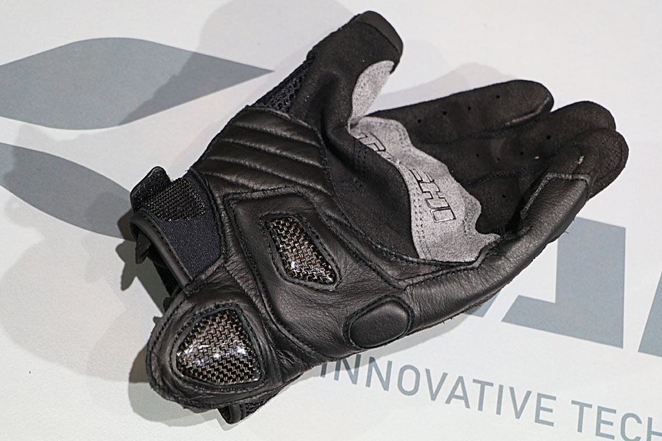 2019 RS-TAICHI GLOVE