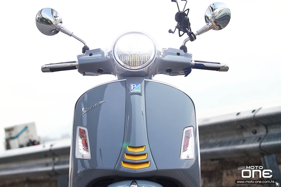 2019 VESPA GTS 300 HPE Super Tech