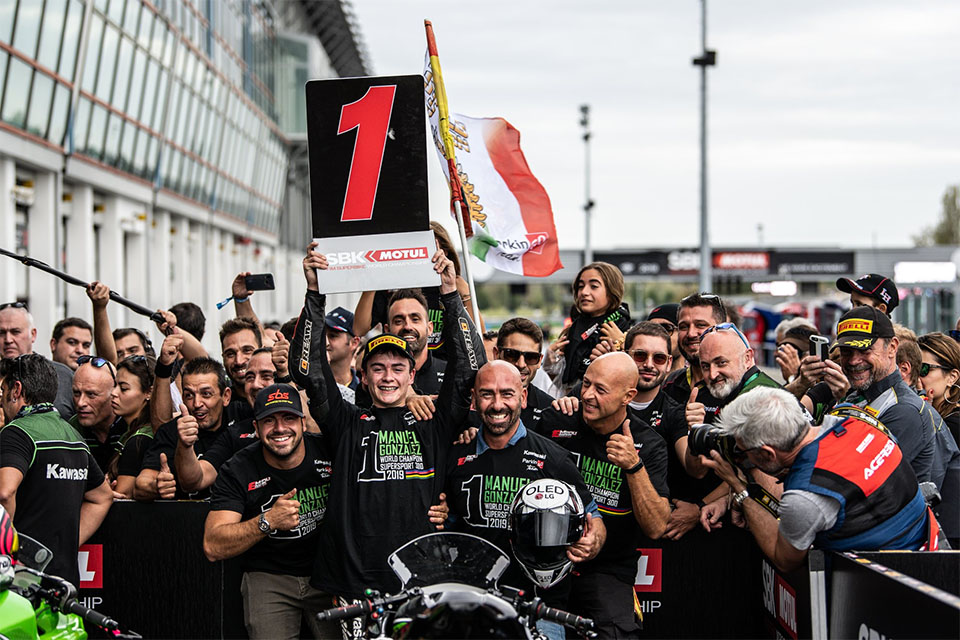 2019_kawasaki world champion