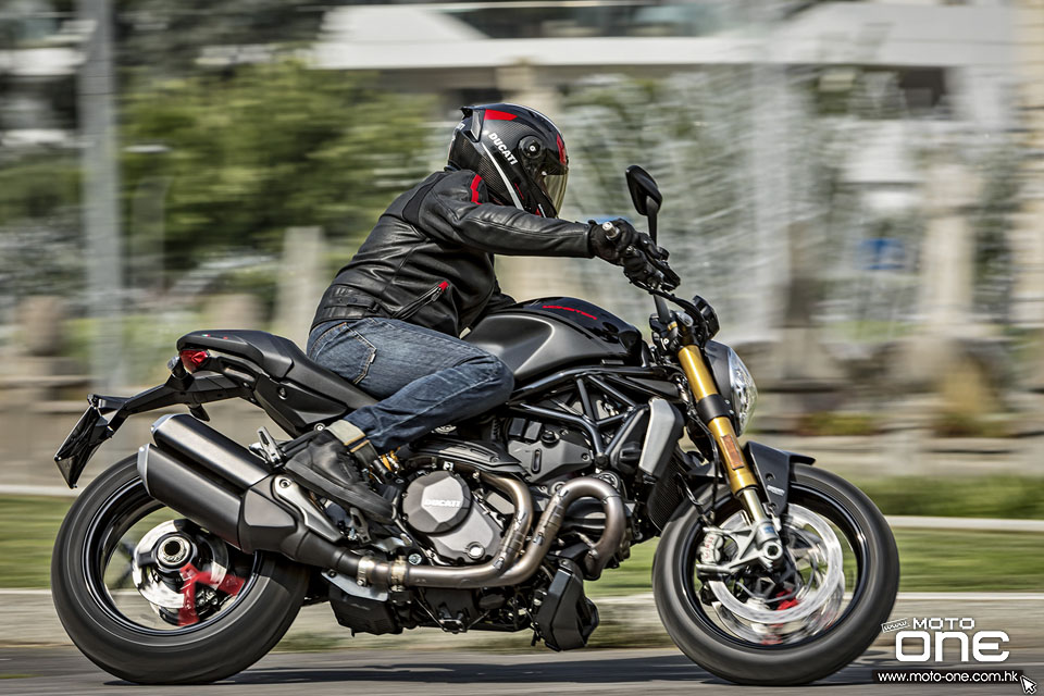 2020 DUCATI Monster 1200 S