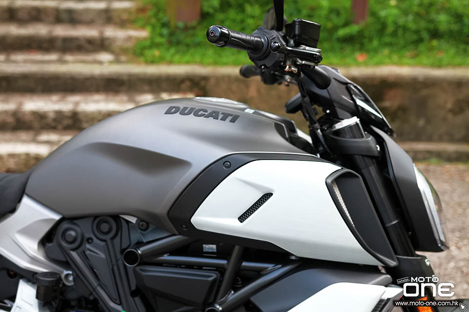 2019 DUCATI DIAVEL 1260