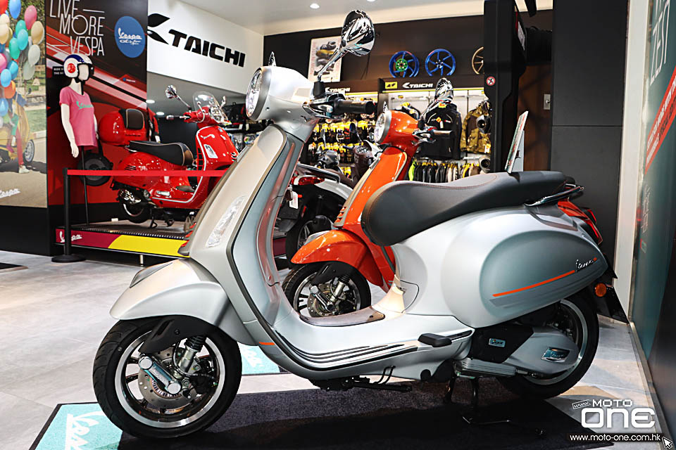 2020 Vespa Primavera S Special Edition Sprint Carbon