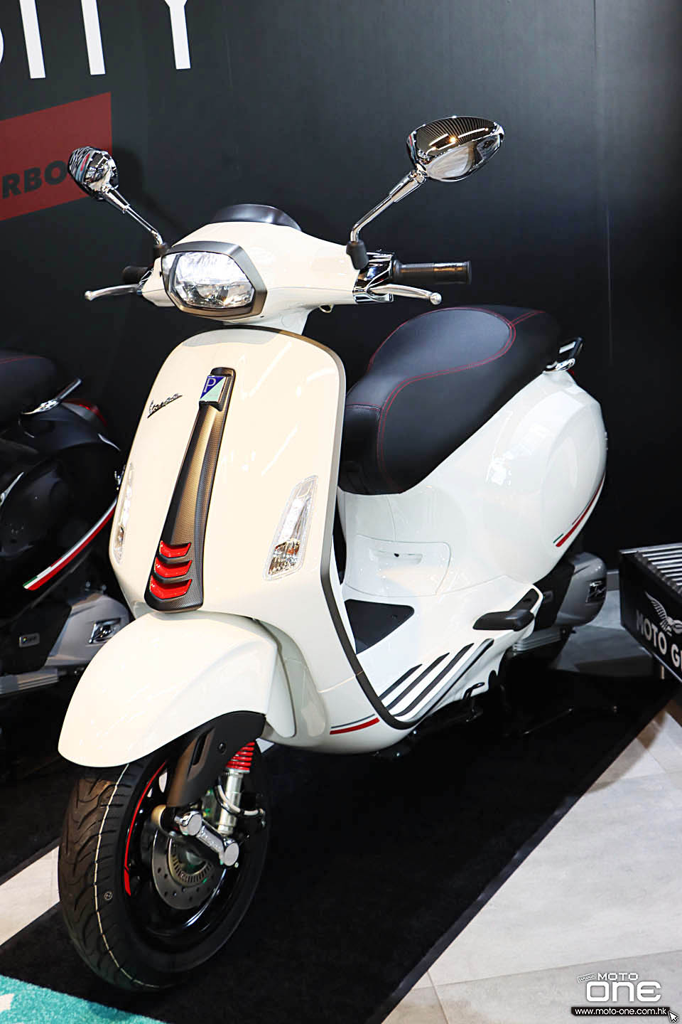 2020 Vespa Primavera S Special Edition Sprint Carbon