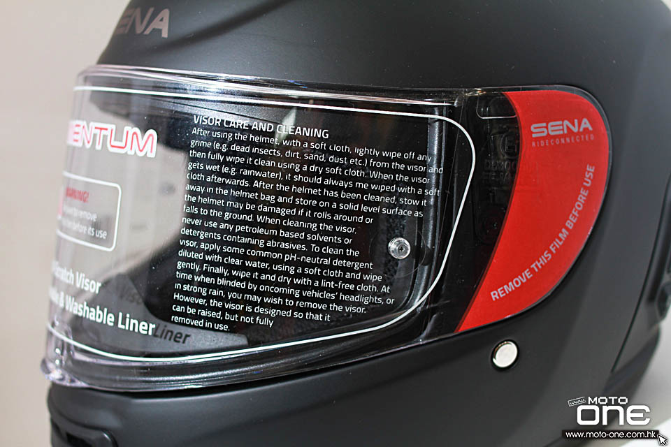 2019 SENA MOMENTUM HELMET