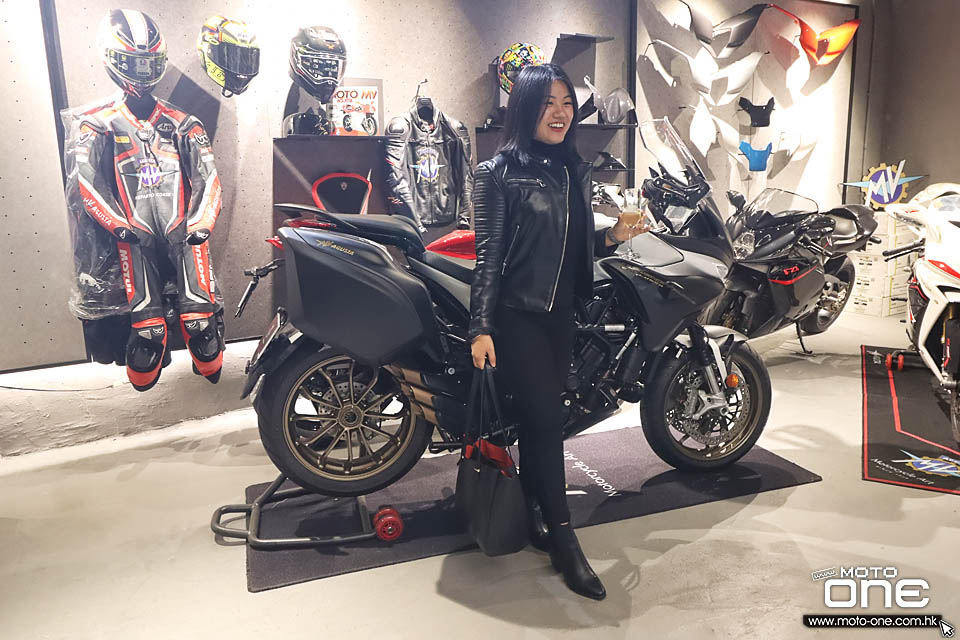 2020 MV Agusta Brutale 1000 Serie Oro Launch Party