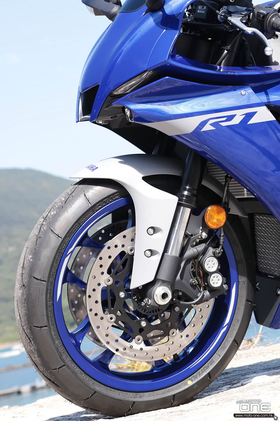 2020 YAMAHA YZF-R1 TEST RIDE