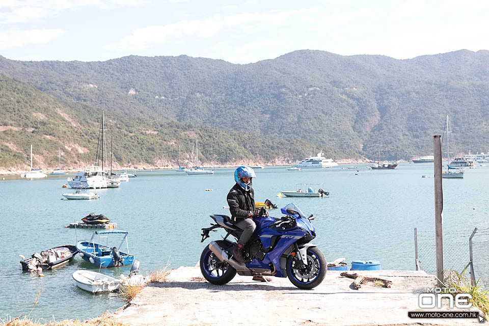 2020 YAMAHA YZF-R1 TEST RIDE