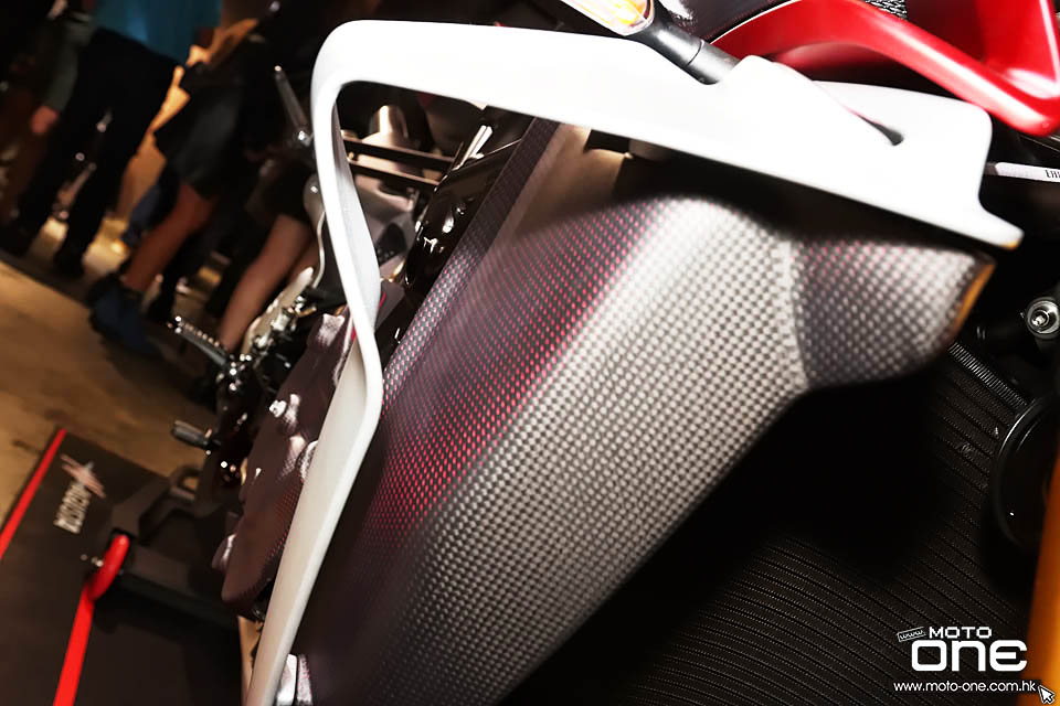 2020 MV Agusta Brutale 1000 Serie Oro