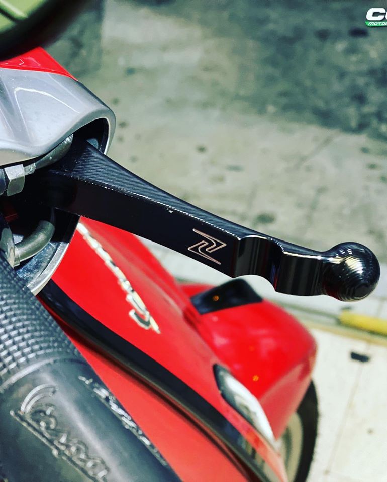 2020 CORSA MOTORS We Love Vespa Piaggio