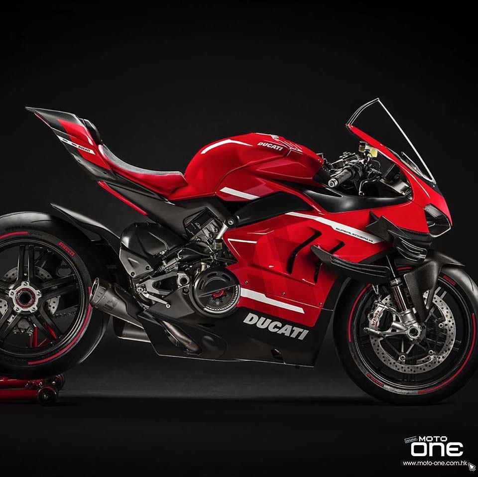 2020 Ducati Superleggra V4 data-cke-saved-src=