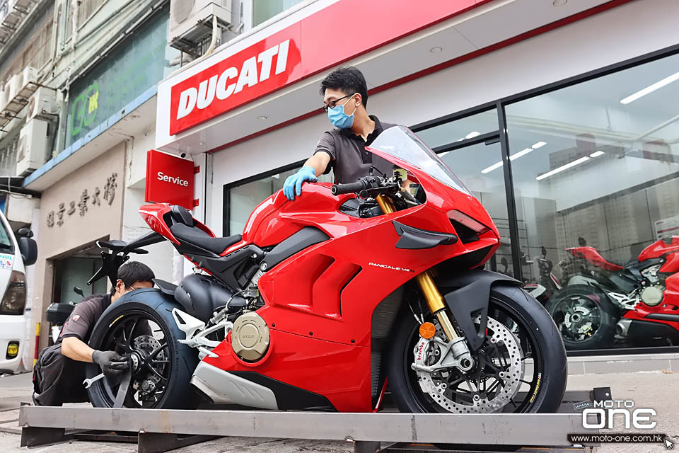 2020 Ducati Panigale V4 S