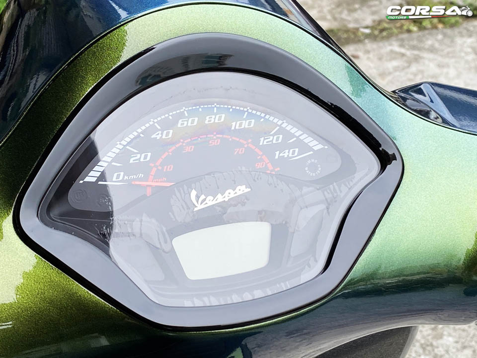 2020 CORSA MOTORS Vespa Piaggio CUTSOM COLOR SERVICES