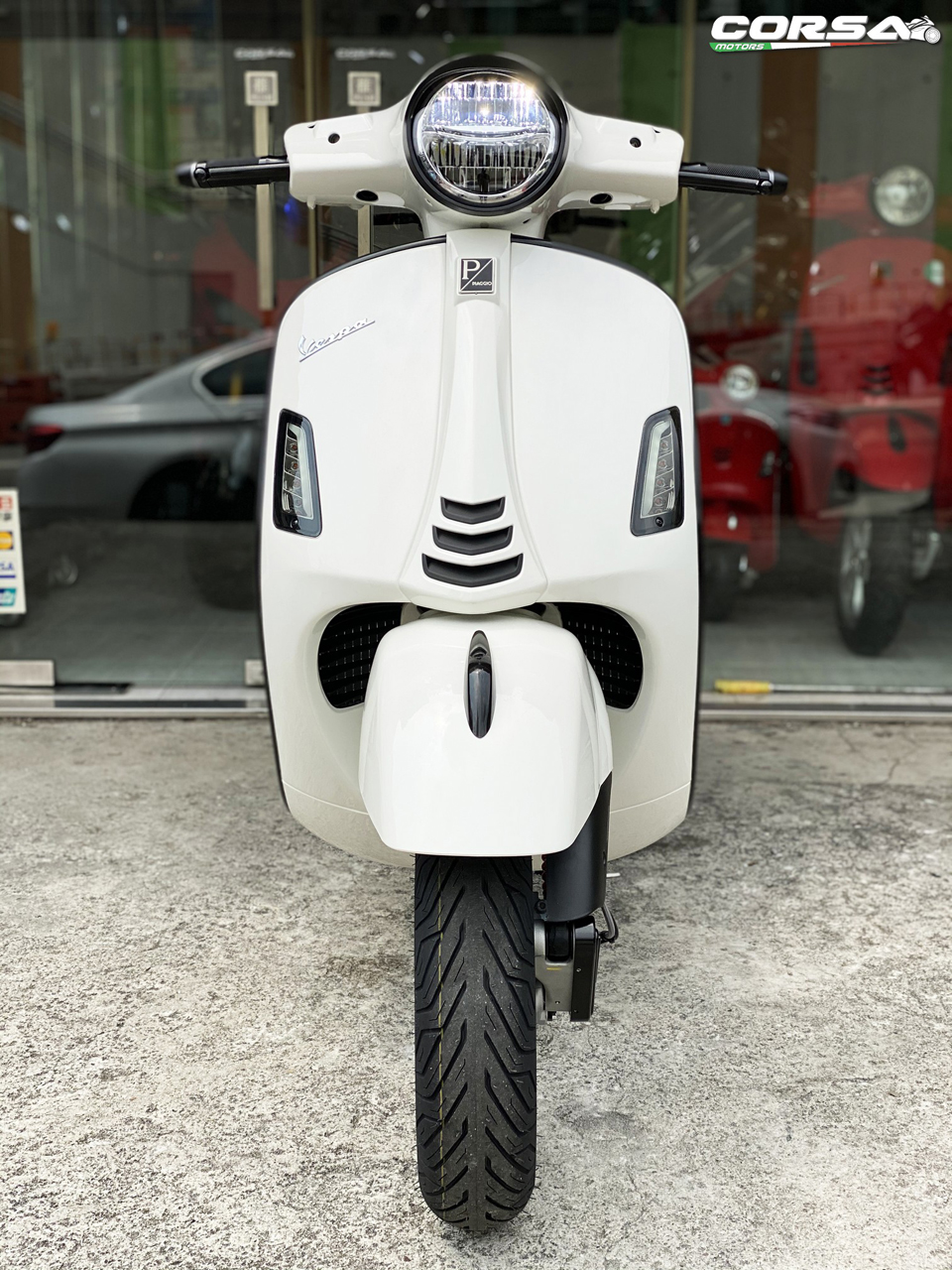 2020 CORSA MOTORS Vespa Piaggio CUTSOM COLOR SERVICES