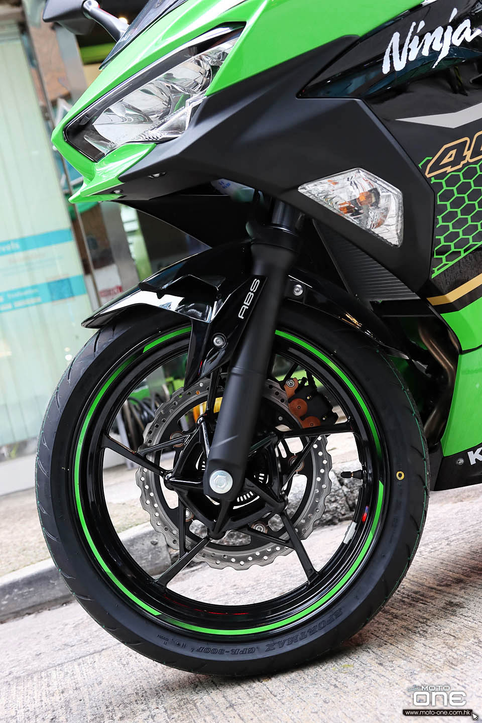 2020 KAWASAKI NINJA 400 ABS KRT EDITION