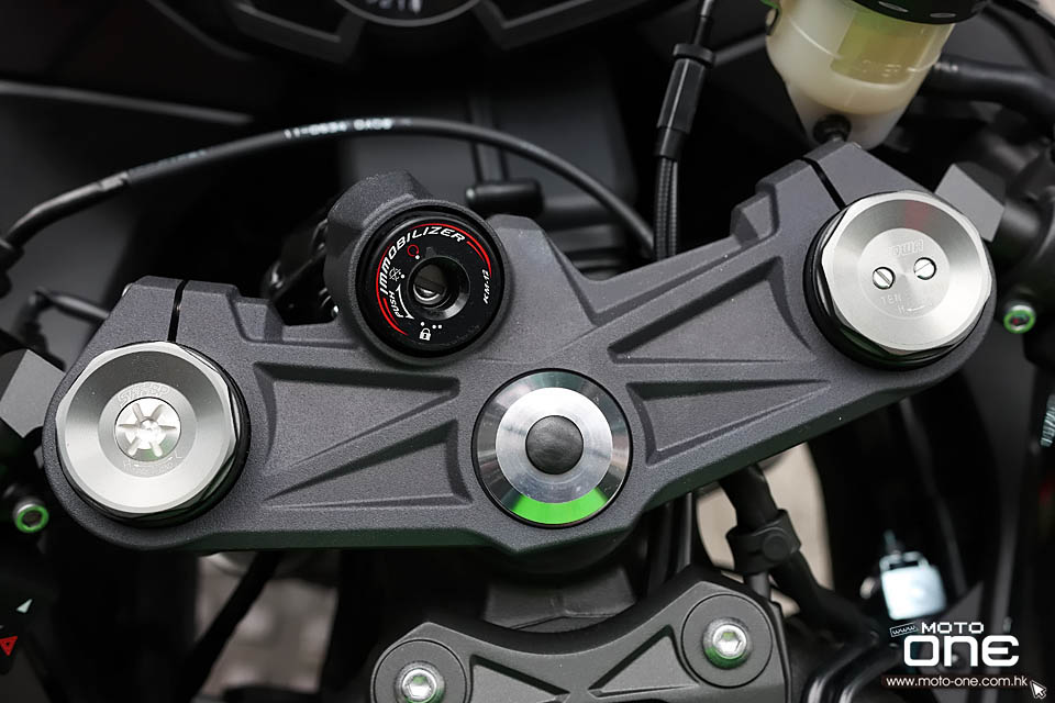 2020 KAWASAKI NINJA ZX-6R 636 KRT EDITION