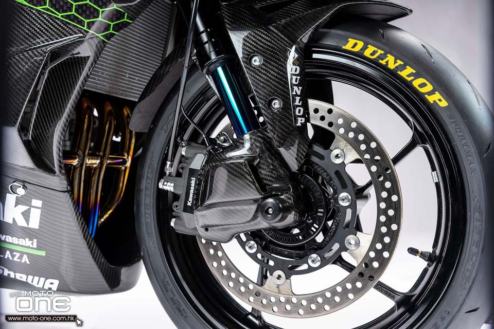 2020 Kawasaki Ninja ZX-25R carbon fiber race bike