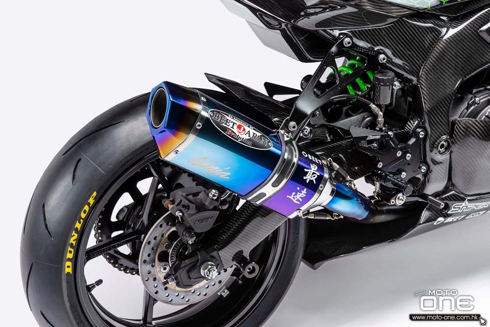 2020 Kawasaki Ninja ZX-25R carbon fiber race bike