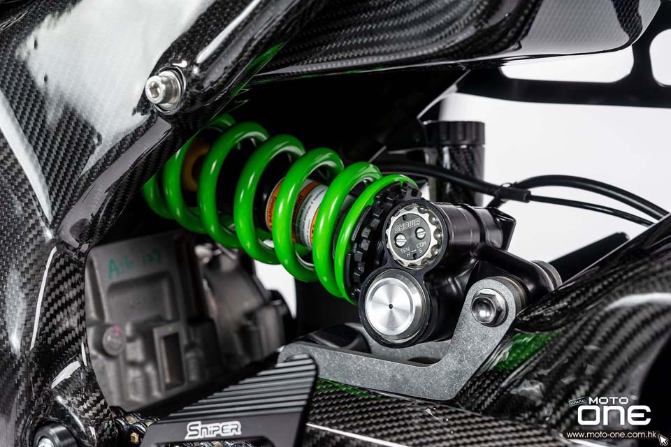 2020 Kawasaki Ninja ZX-25R carbon fiber race bike