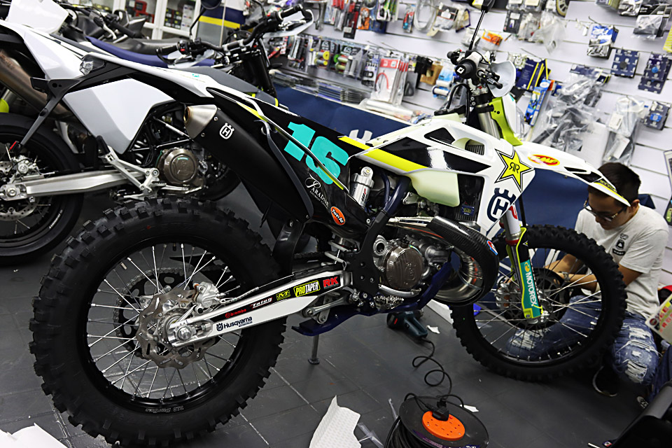 2020 HUSQVARNA Sticker