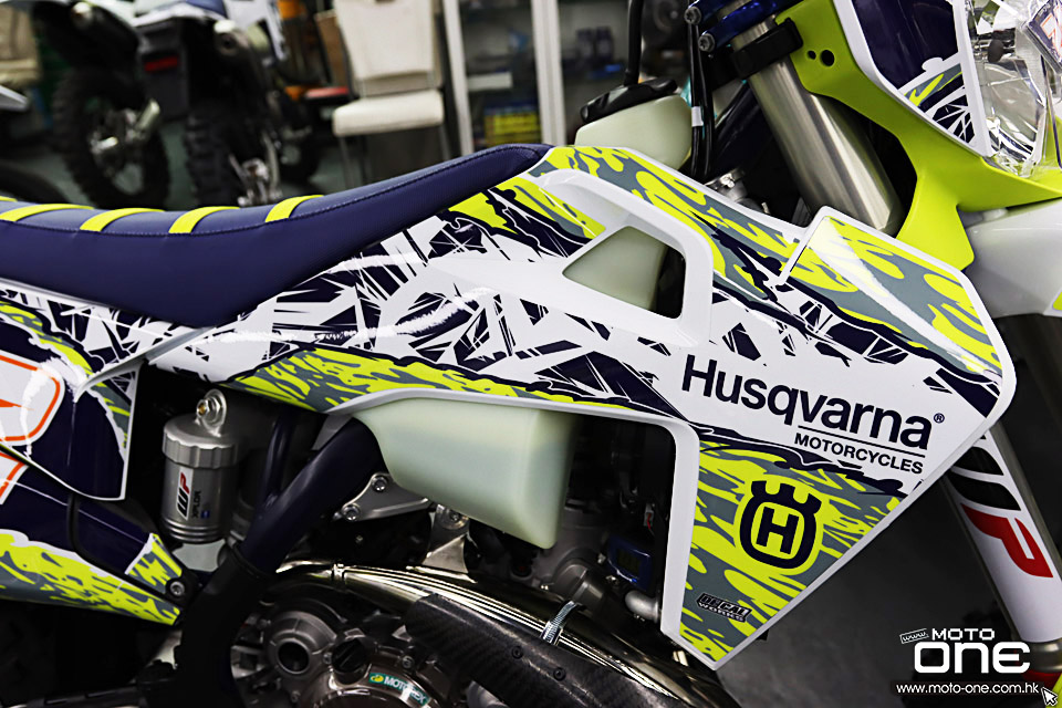 2020 HUSQVARNA Sticker