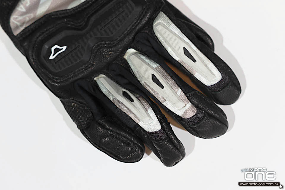 2020 Macna Gloves