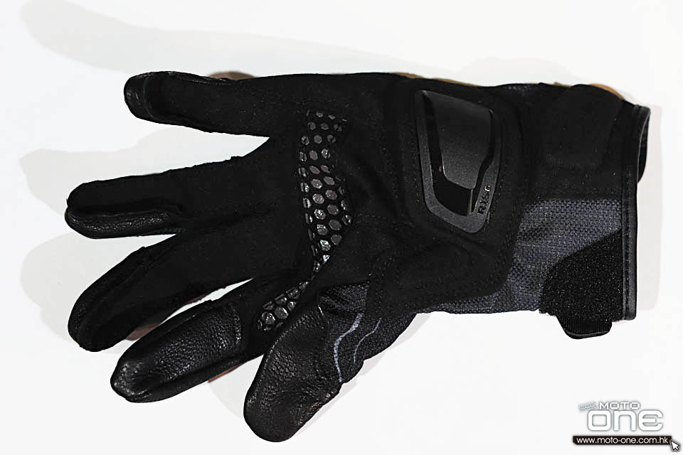 2020 Macna Gloves