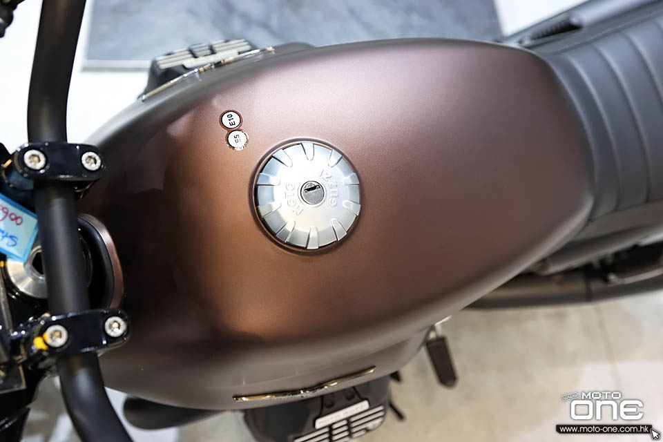 2020 Moto Guzzi V7 III Stone Night Pack
