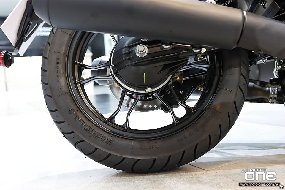 2020 Moto Guzzi V7 III Stone Night Pack