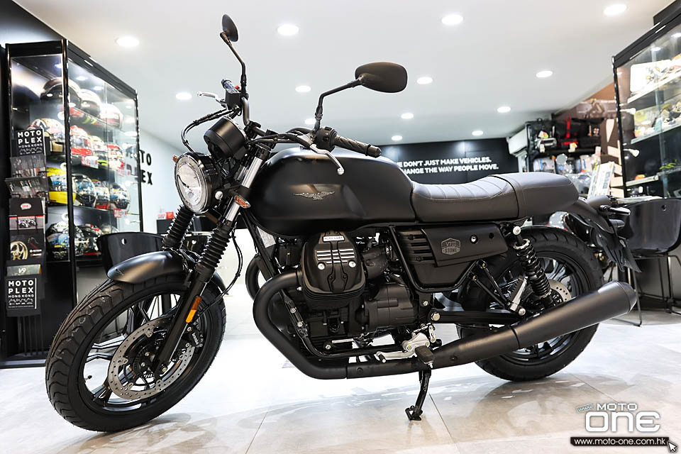 2020 Moto Guzzi V7 III Stone Night Pack