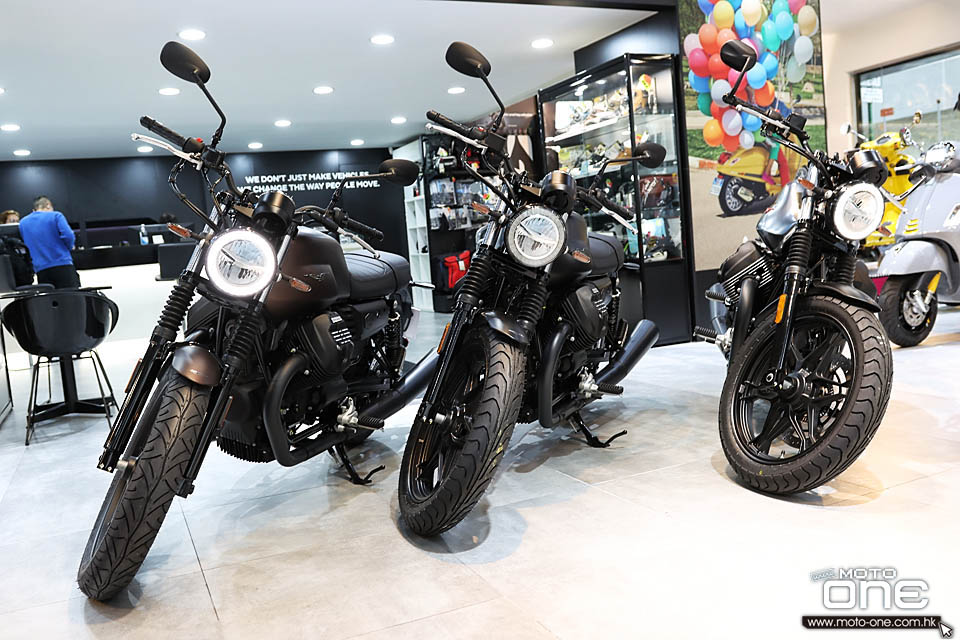 2020 Moto Guzzi V7 III Stone Night Pack