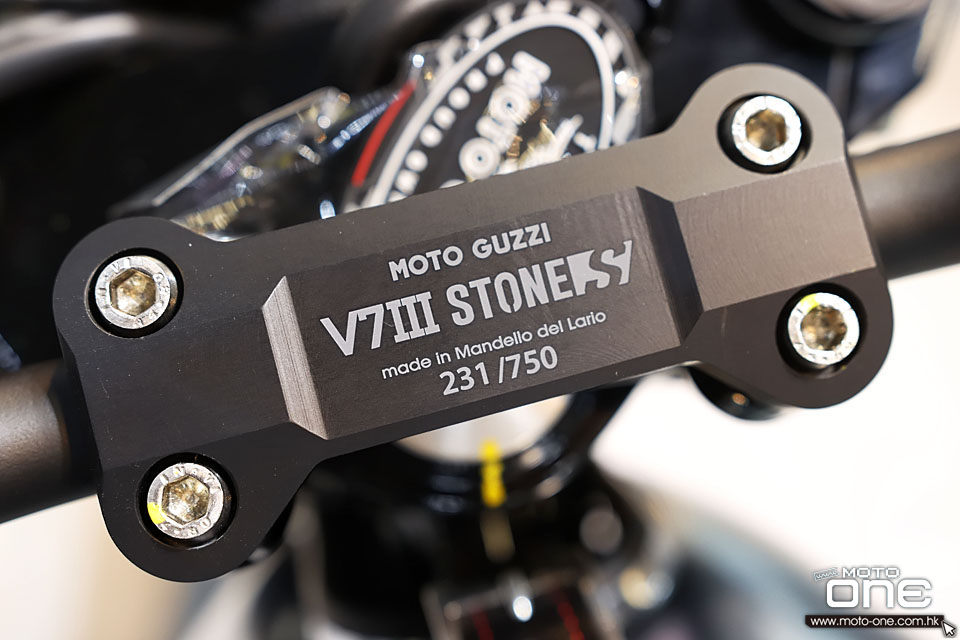 2020 Moto Guzzi V7 III Stone S