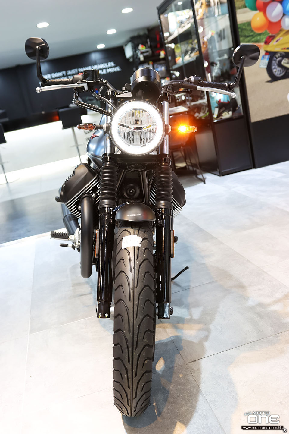 2020 Moto Guzzi V7 III Stone S